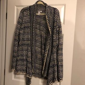 Avenue cardigan/sweater